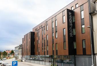 Smarthotel Troms   allows 18 year olds to book a room