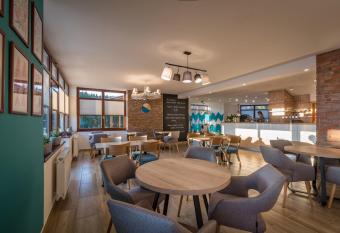 Moment - bistro & ubytovanie has Balcony rooms