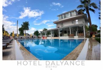HOTEL DALYANCE has Balcony rooms