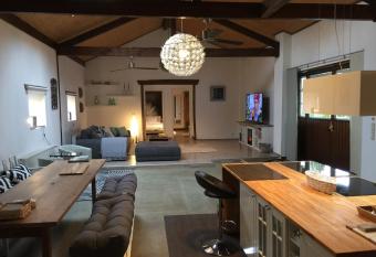 Hof Busen Loft has Balcony rooms