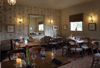 Recruiting Sergeant allows 18 year olds to book a room