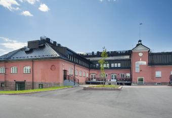 H  meenkyl  n Kartano has Balcony rooms
