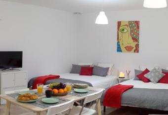 Apartamentos Oc  anos has Balcony rooms