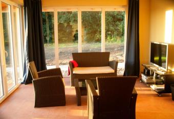 Souhayla has Balcony rooms