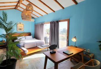 JEJU Doldam B&B has Balcony rooms