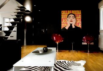 Oktheway Loft Maestranza allows 18 year olds to book a room