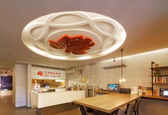 Royal Rose Hotel Taipei Station has Balcony rooms