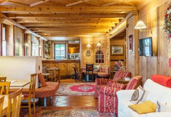 Hotel Alemagna allows 18 year olds to book a room