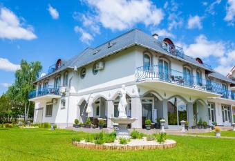 Margret Haus has Balcony rooms