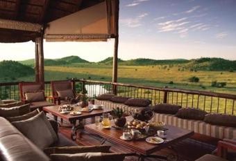 Tshukudu Bush Lodge allows 18 year olds to book a room