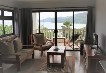 Island Cove allows 18 year olds to book a room