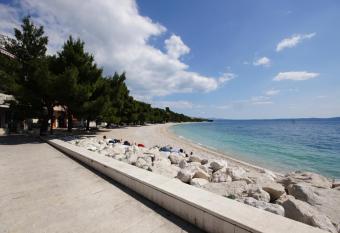 Apartmani Jadranka has Balcony rooms