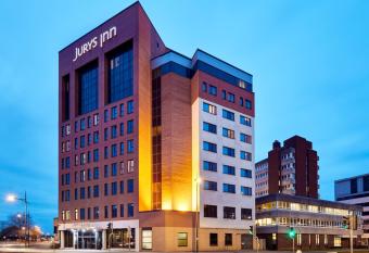 Leonardo Hotel Swindon - Formerly Jurys Inn allows 18 year olds to book a room