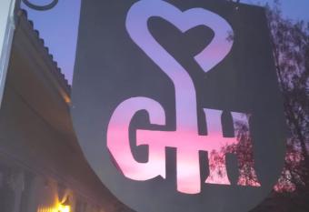 Gasthaus Henri allows 18 year olds to book a room