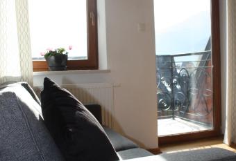 Krokusowa Polana has Balcony rooms