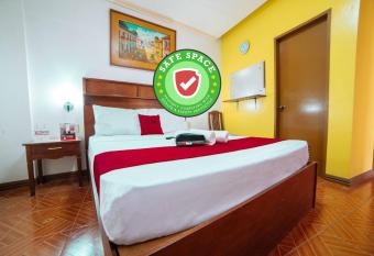 RedDoorz at La Casa Guesthouse former RedDoorz at Tamarind Street Angeles City allows 18 year olds to book a room