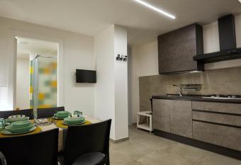 Annetta home allows 18 year olds to book a room