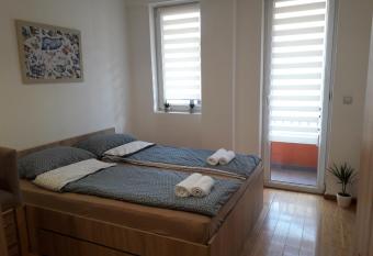 Apartman TiM has Balcony rooms