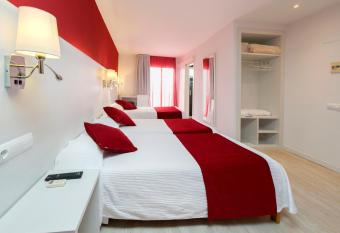 Hostal Marino has Balcony rooms