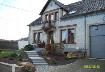 Chambres d h  tes du Stockgarten allows 18 year olds to book a room