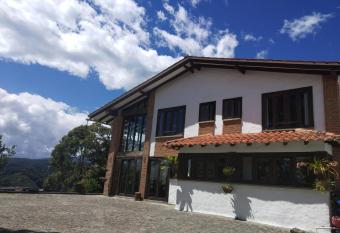 Hotel Villa Isabel Salento has Balcony rooms