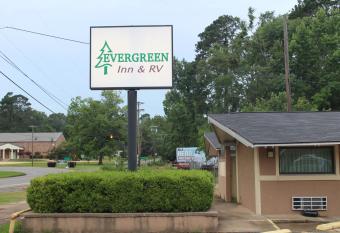Evergreen Inn and R.V. has Smoking rooms