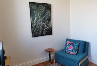 The Empire Hotel has Balcony rooms