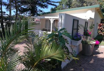 Eight Palms has Balcony rooms