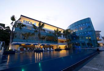 ONE15 Marina Sentosa Cove Singapore has Balcony rooms