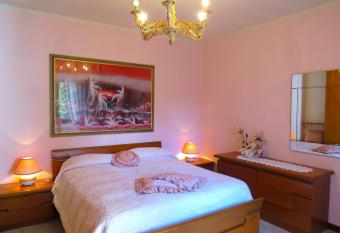 Grazia Appartamento Family has Balcony rooms