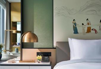 Kempinski Hotel Hangzhou allows 18 year olds to book a room