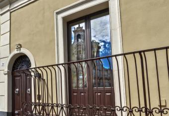 Locanda Sant Antonio has Balcony rooms