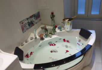 B&B IL Principe has rooms with a private hot tub