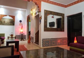 Dar El Idrissi has Balcony rooms