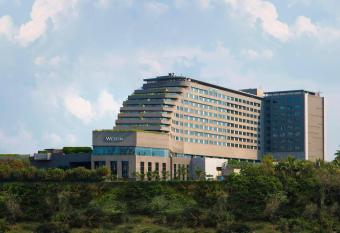 The Westin Pune Koregaon Park has Balcony rooms