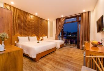 Phong Phu Villa Hoi An has Balcony rooms