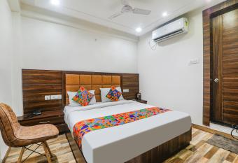 FabHotel Bless Inn allows 18 year olds to book a room