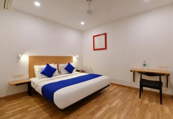 Hotel Saffron Gold has Balcony rooms