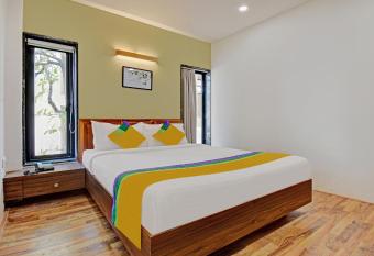 Itsy By Treebo - Shivshakti allows 18 year olds to book a room
