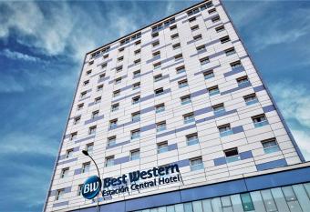 Best Western Estacion Central allows 18 year olds to book a room