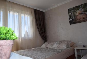 Apartman Bloom has Balcony rooms