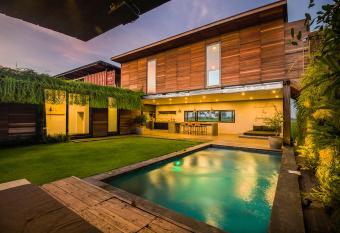 Kontiki Villa - Joshua District has Balcony rooms