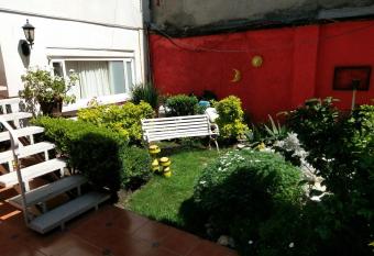 Anys Hostal allows 18 year olds to book a room