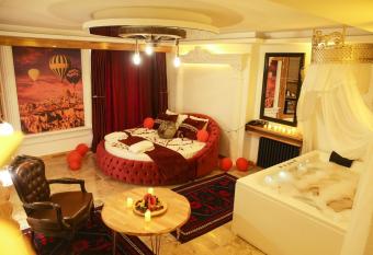 Emirtimes Hotel&Spa - Tuzla has Smoking/Balcony rooms