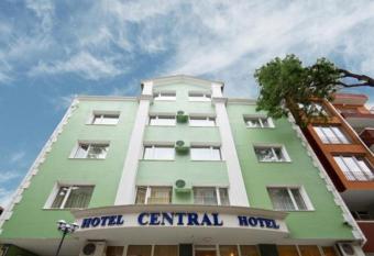 Family Hotel Central has Balcony rooms