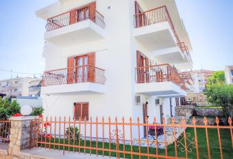 Eytyxia Apartments has Balcony rooms
