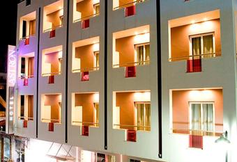 Hotel Astron has Balcony rooms