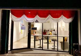 Stay Inn Hostel Jakarta has Balcony rooms