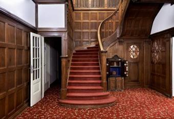 Hotel Pension Baron am Schottentor has Balcony rooms