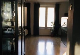 Apartament - Centrum Zabrze allows 18 year olds to book a room